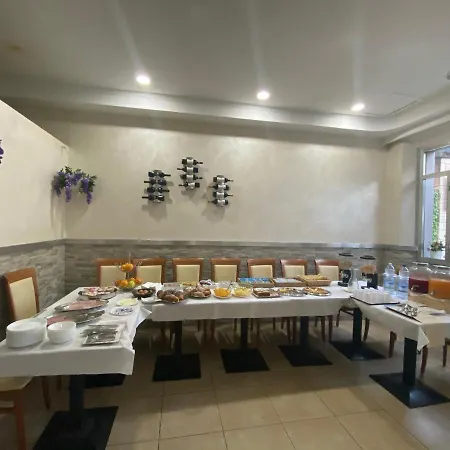 La Pace Hotel 3*