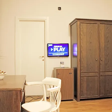 Отель La Pace 3*