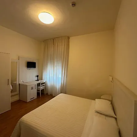 La Pace ホテル 3*