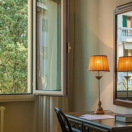 La Pace Hotel