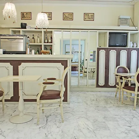La Pace Отель